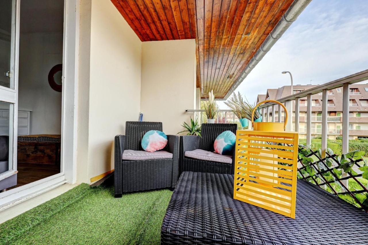 Ferienwohnung Magnifique Appart Avec Terrasse Equipee Et Wifi Gratuit Houlgate Exterior foto