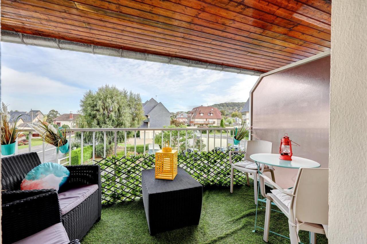 Ferienwohnung Magnifique Appart Avec Terrasse Equipee Et Wifi Gratuit Houlgate Exterior foto